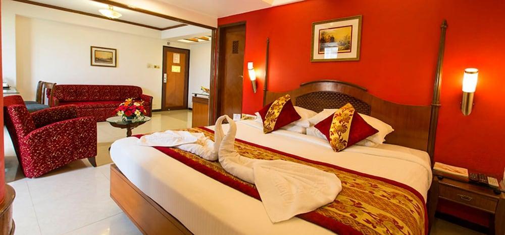Ramee Guesline Hotel, Dadar Bombaj Exteriér fotografie